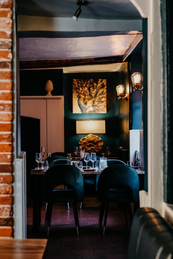The Black Lion Hotel リトル・ウォルシングハム エクステリア 写真